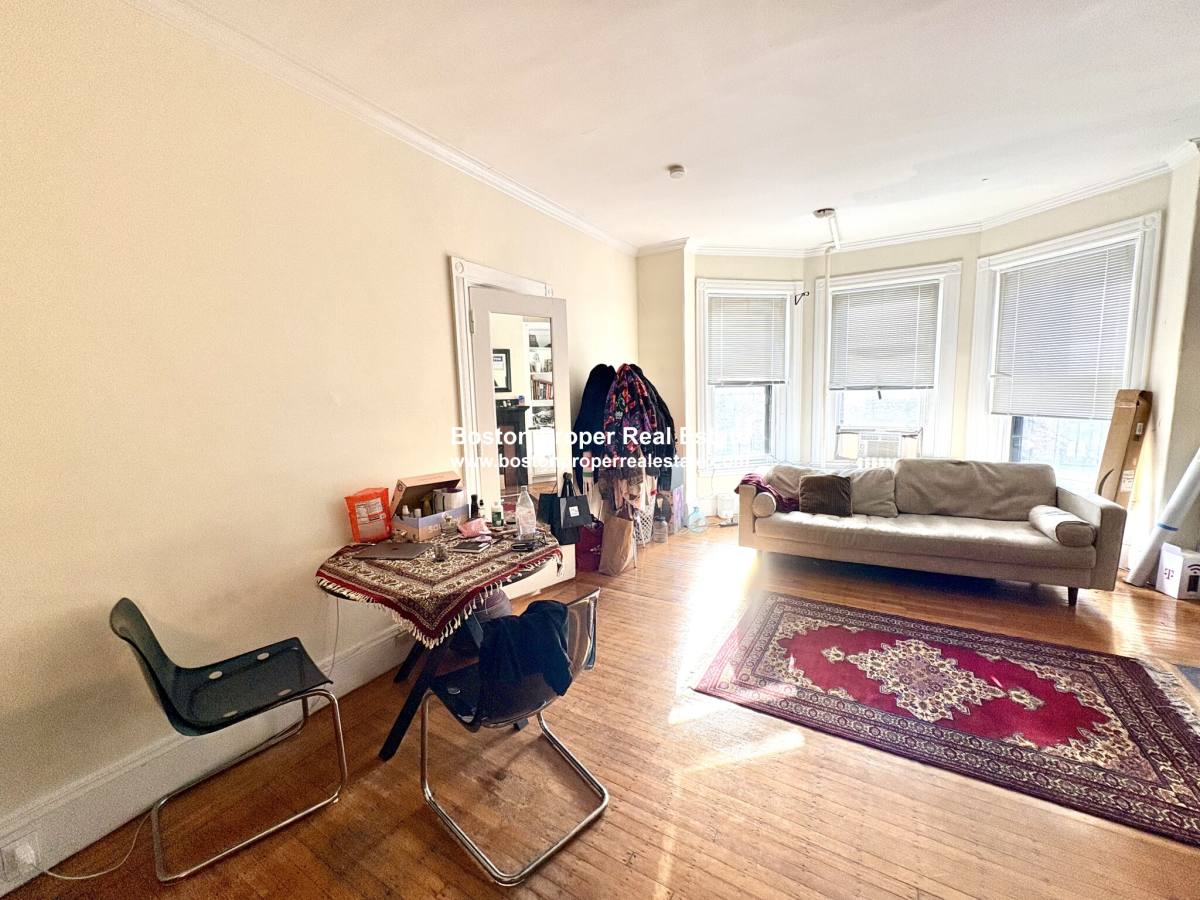 Apartment for rent at 455 Beacon St #6, Boston, MA 02115