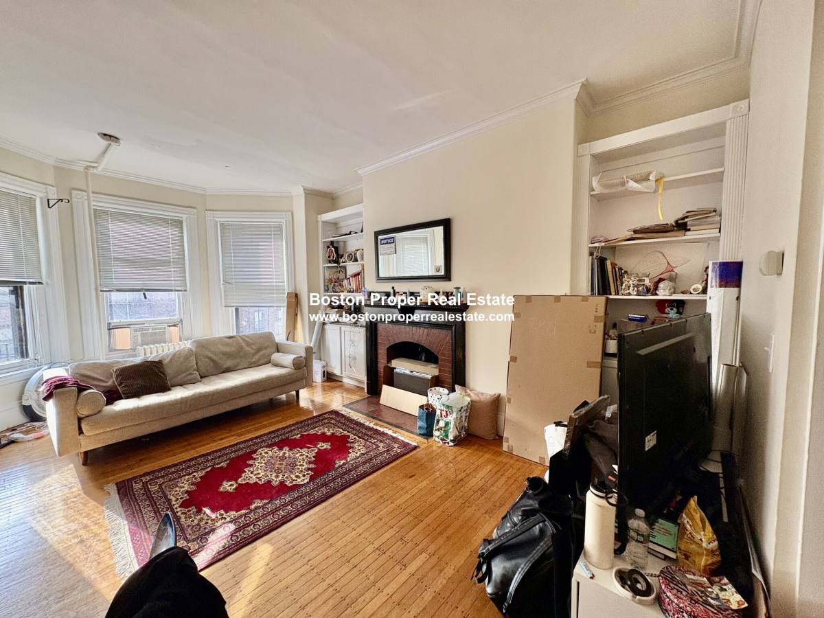 Apartment for rent at 455 Beacon St #6, Boston, MA 02115