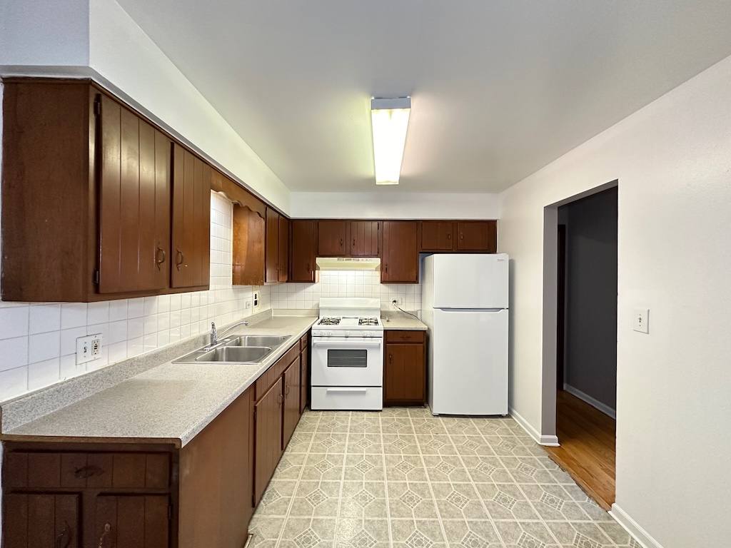 Apartment for rent at 428 30 Stevens #P401, Addison, IL 60101
