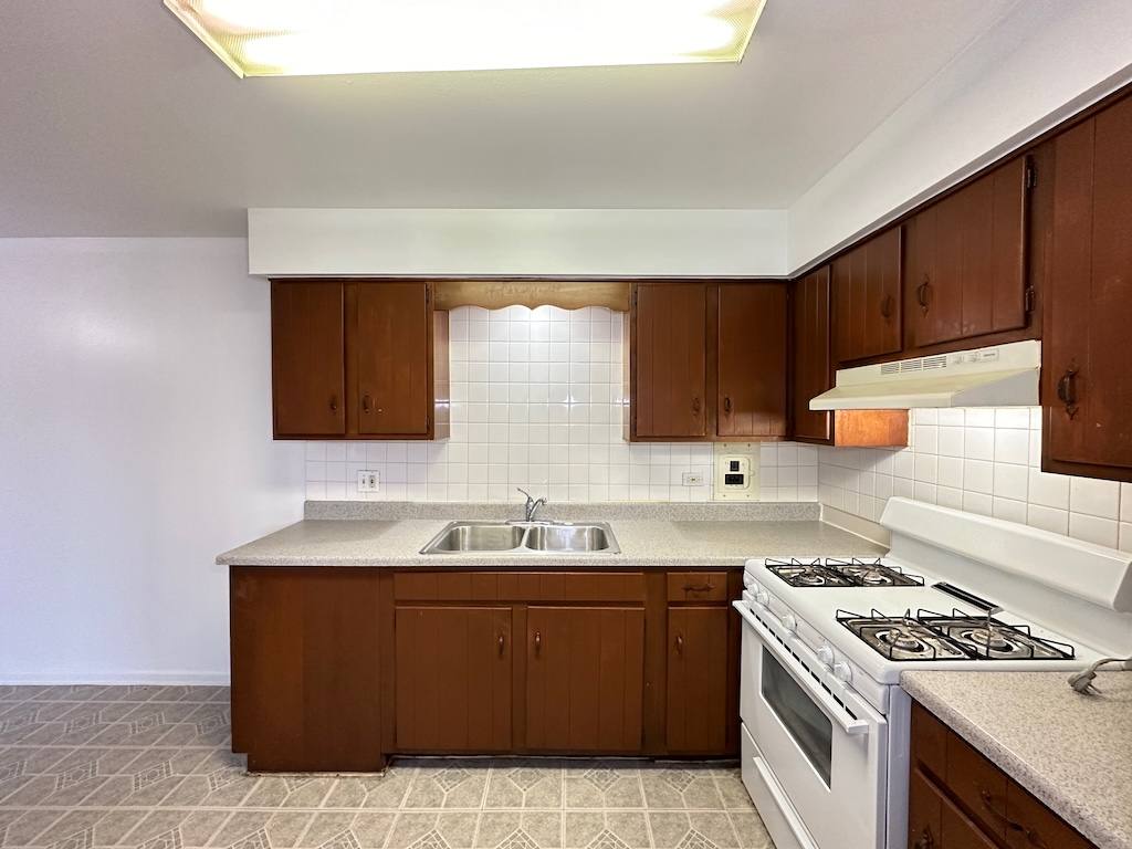 Apartment for rent at 430 30 Stevens #D401, Addison, IL 60101