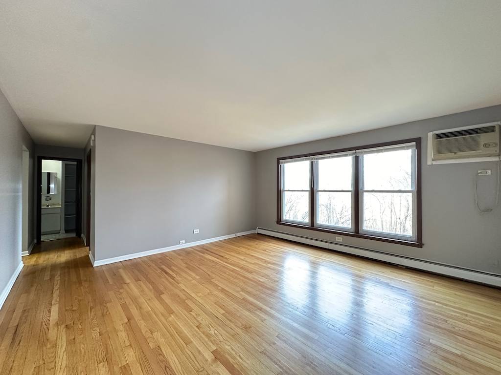 Apartment for rent at 430 30 Stevens #D401, Addison, IL 60101