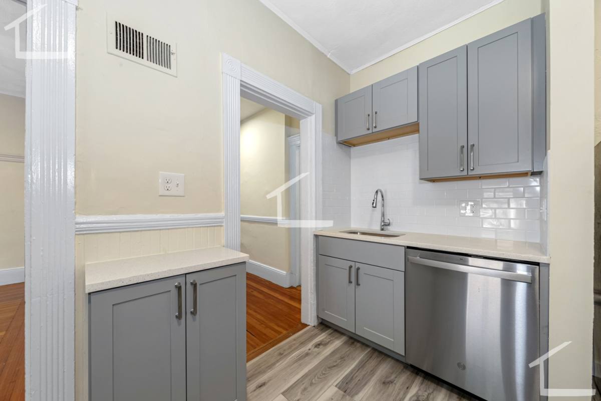 Apartment for rent at 46 Brackett St #2, Brighton, MA 02135