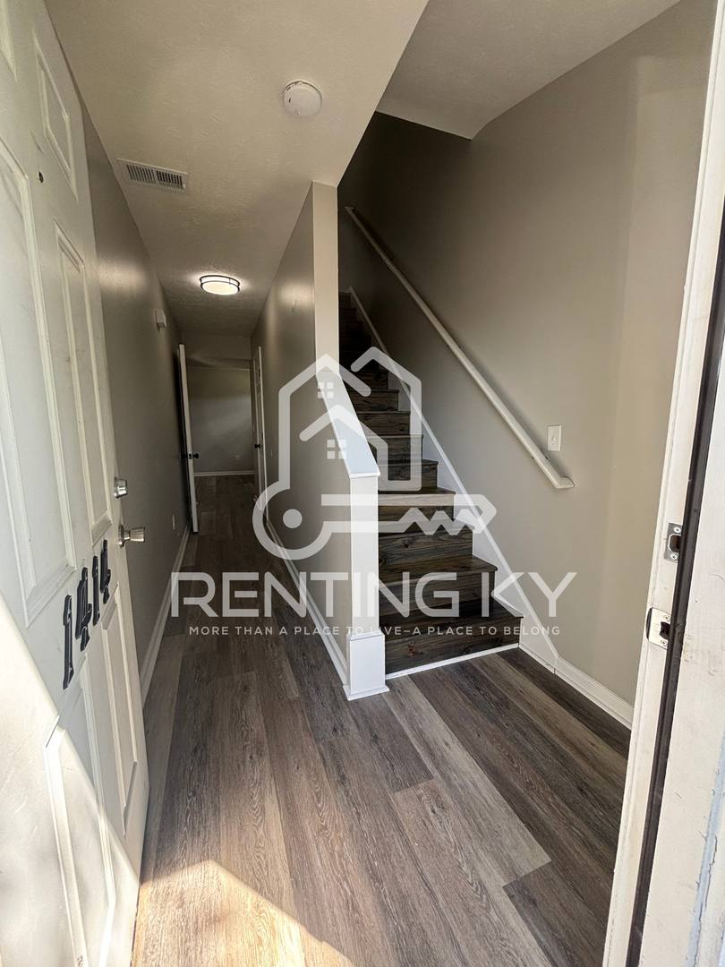 Townhouse for rent at 1414 Westwood Dr, Winchester, KY 40391