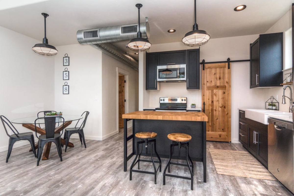 Apartment for rent at 704 SW 15th St Units 1-4, Redmond, OR 97756