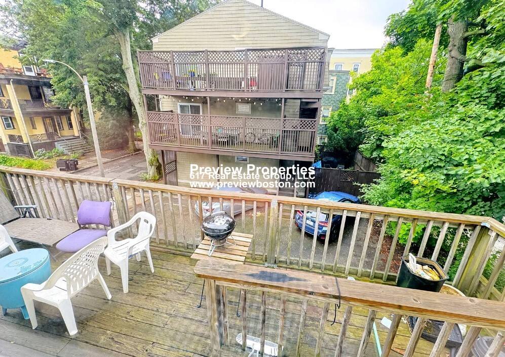 Apartment for rent at 216 Freeman St #2P, Brookline, MA 02445