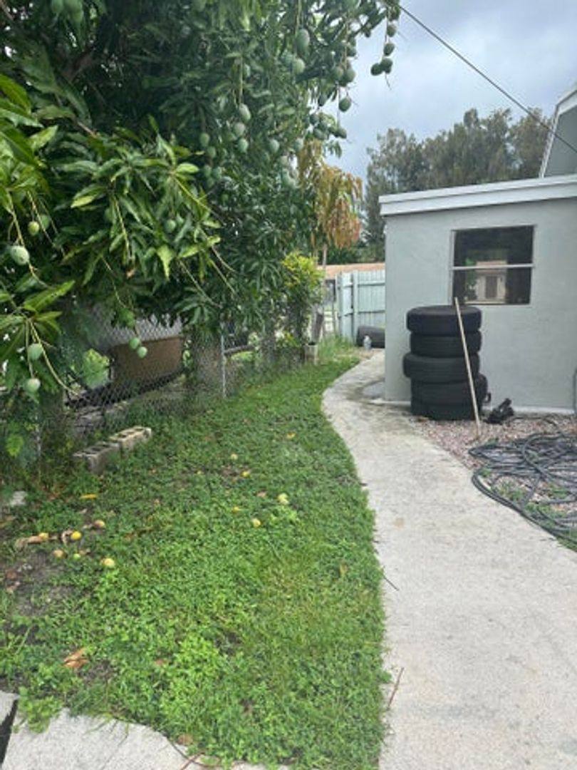 House for rent at 3194 Prince Dr, Lake Worth, FL 33461