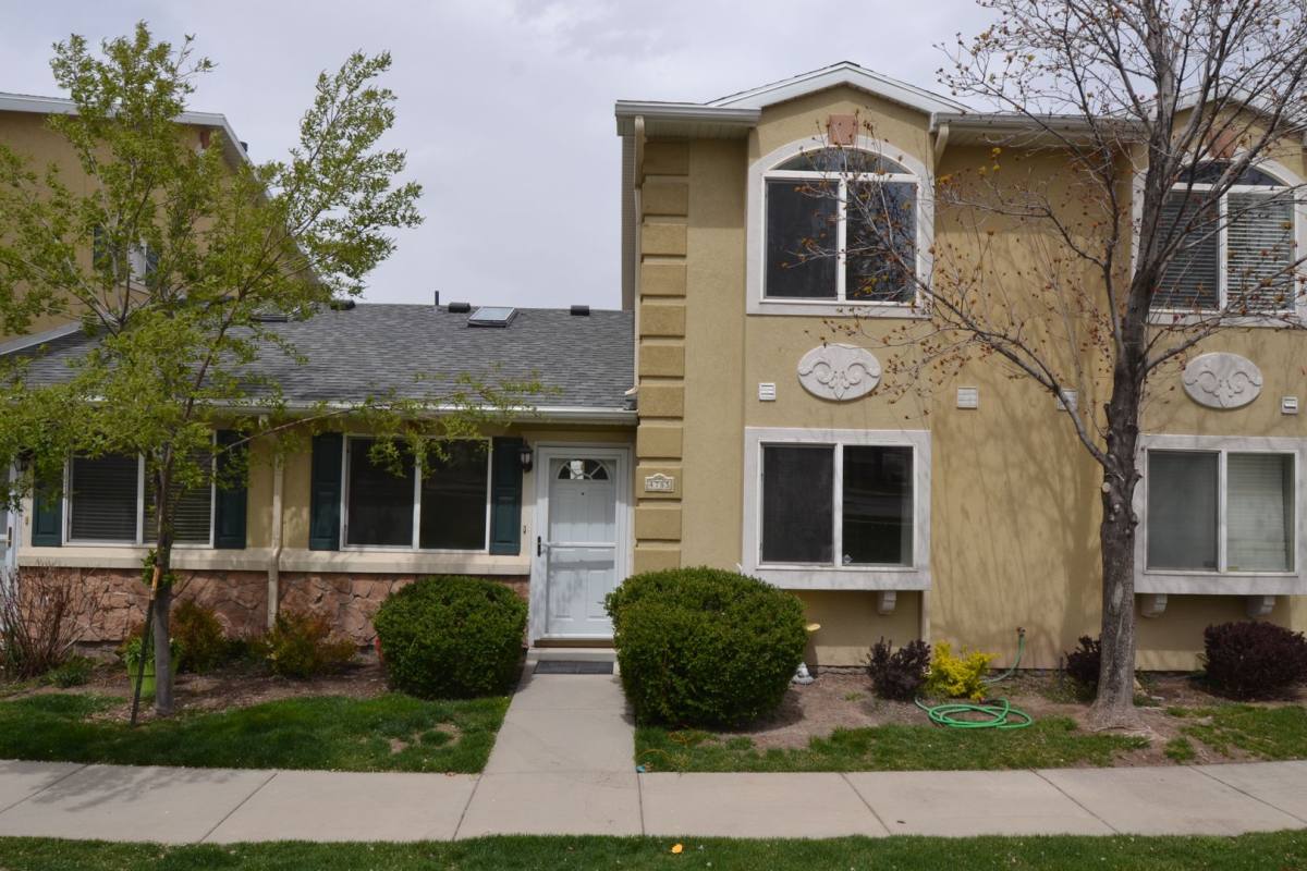 Townhouse for rent at 4785 Old Church Court, West Jordan, UT 84084