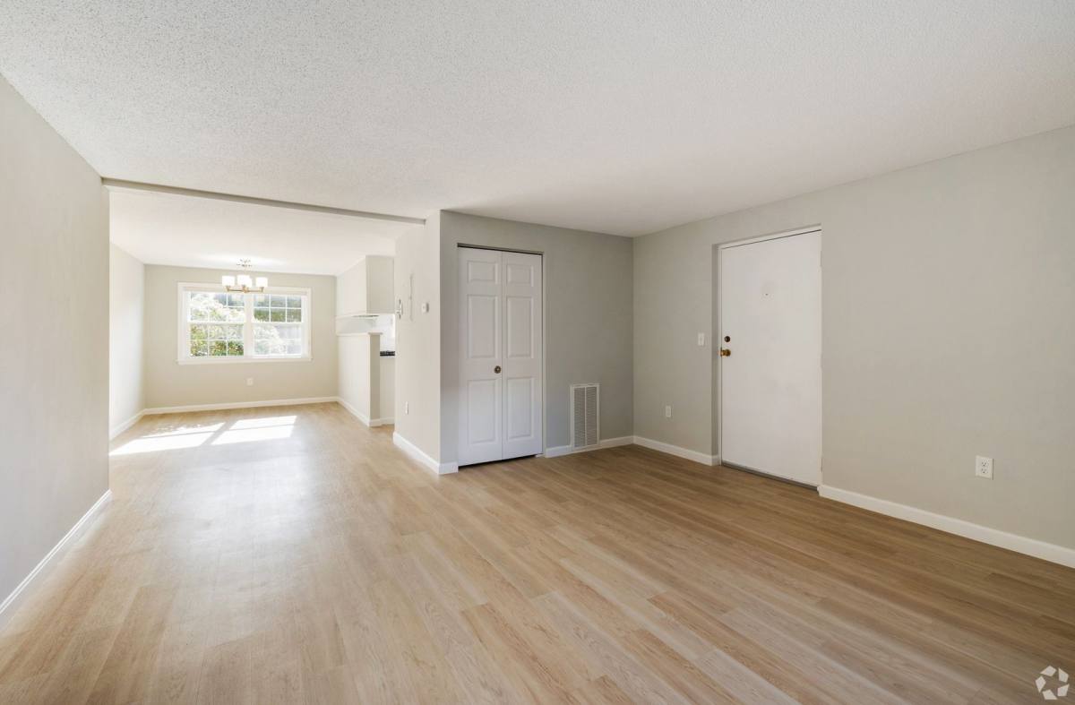 Apartment for rent at 200 Bedford Rd, Woburn, MA 01801