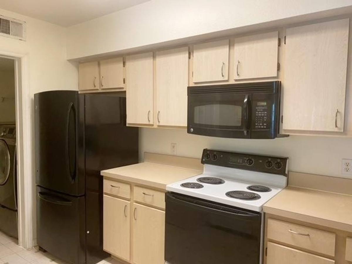 Condo for rent at 725 Crest Pines Dr, Orlando, FL 32828