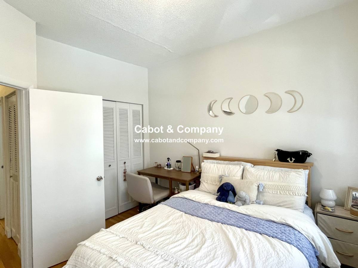 Apartment for rent at 225 E Berkeley St #PH, Boston, MA 02118