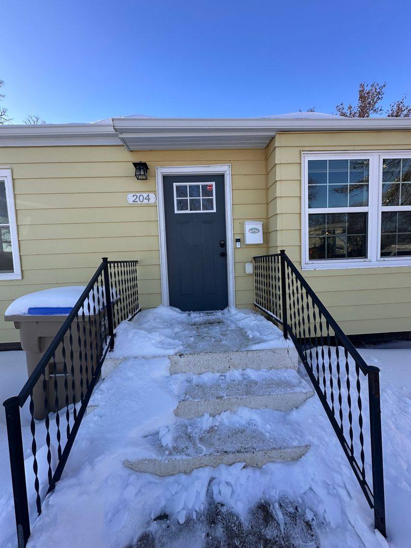 House for rent at 204 11th St SW, Minot, ND 58701