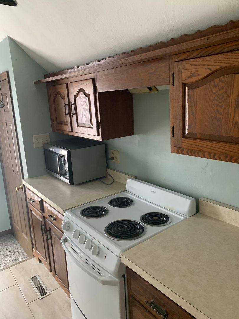 Apartment for rent at 2320 Prince St, Dubuque, IA 52001