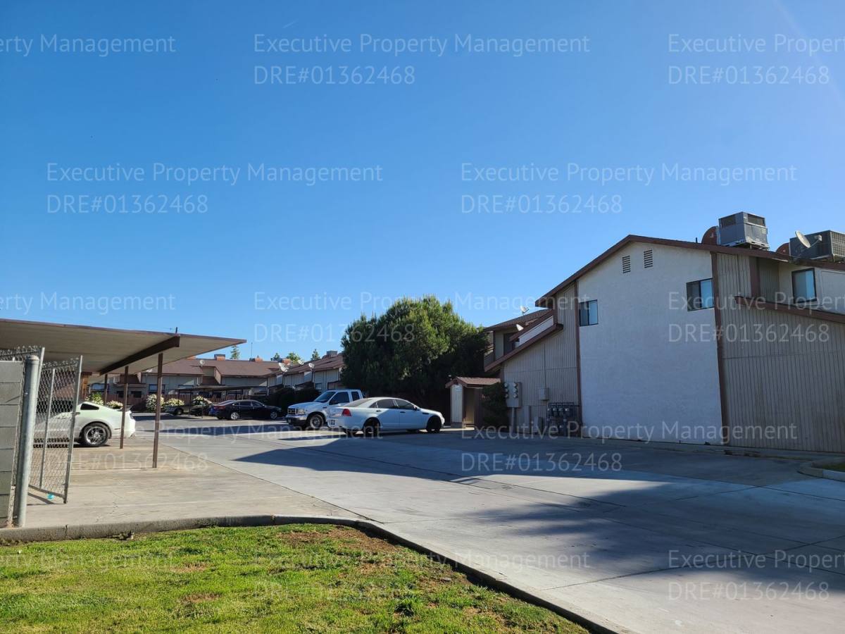 Apartment for rent at 4220 Parker Ave, Bakersfield, CA 93309