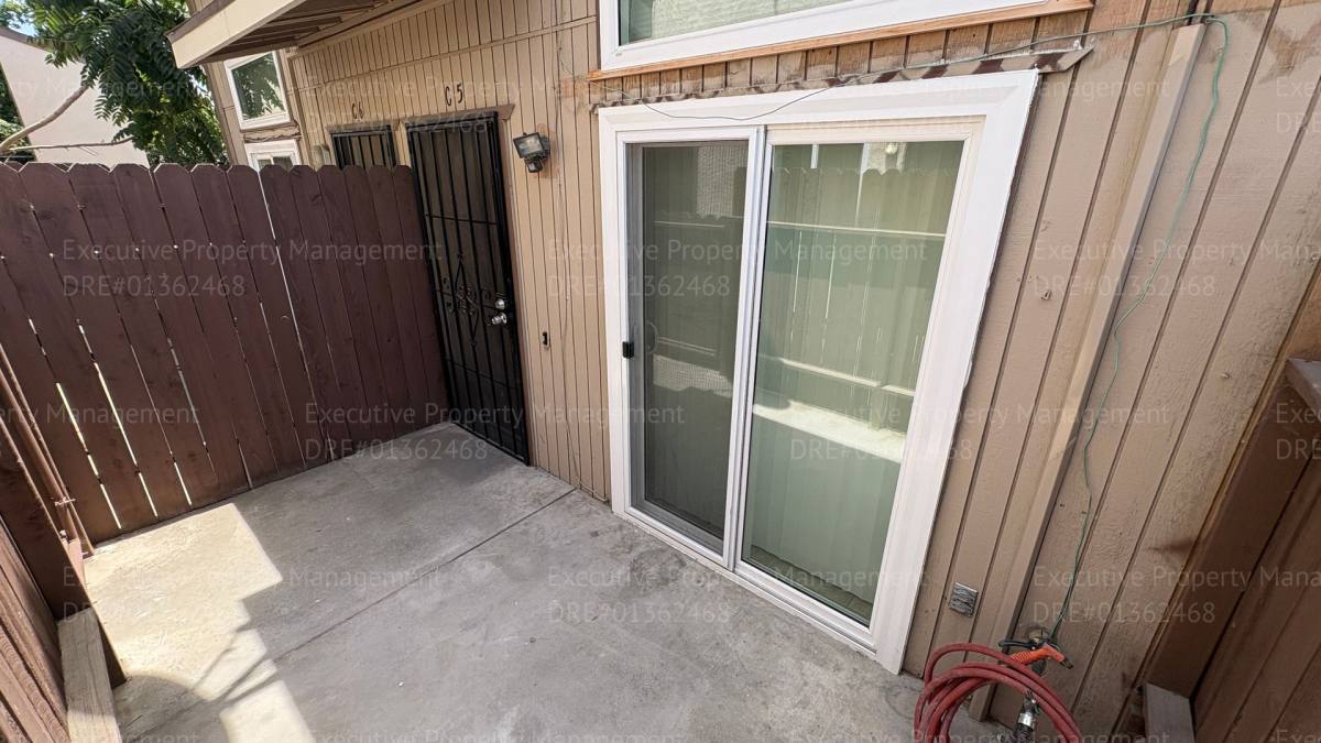 Apartment for rent at 4220 Parker Ave, Bakersfield, CA 93309