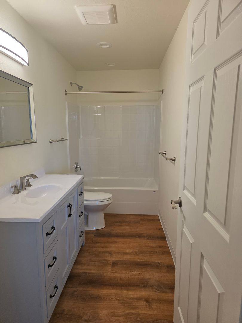 House for rent at 6020 K Rd NE, Moses Lake, WA 98837