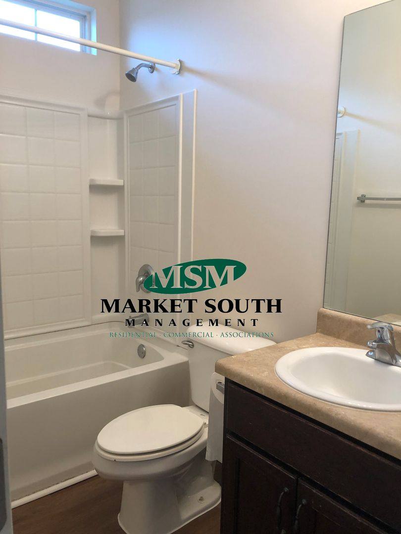 House for rent at 5 Aberdeen Terrace, Savannah, GA 31419
