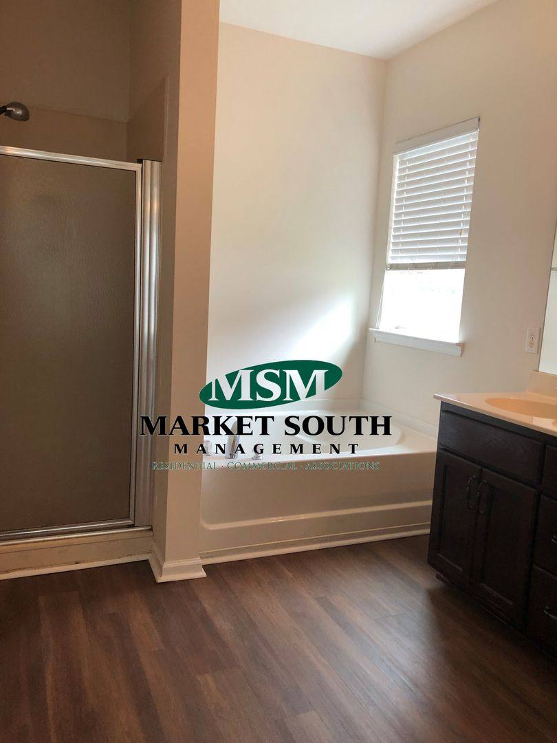 House for rent at 5 Aberdeen Terrace, Savannah, GA 31419