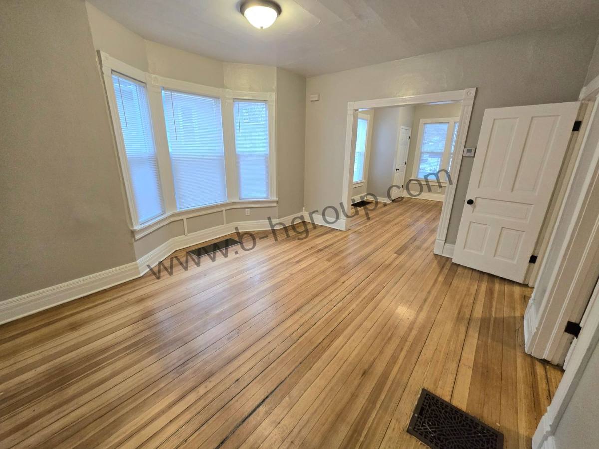 Apartment for rent at 6527 18th Ave, Kenosha, WI 53143