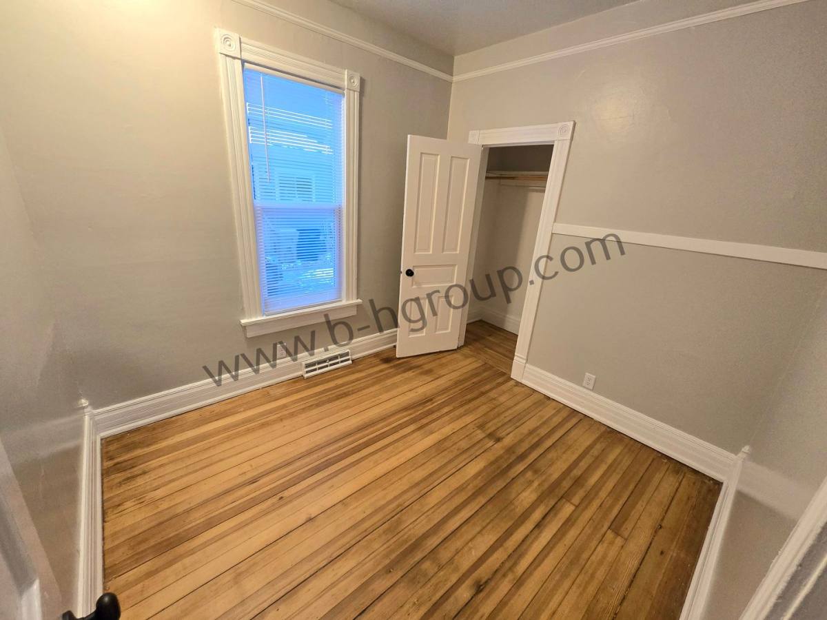 Apartment for rent at 6527 18th Ave, Kenosha, WI 53143