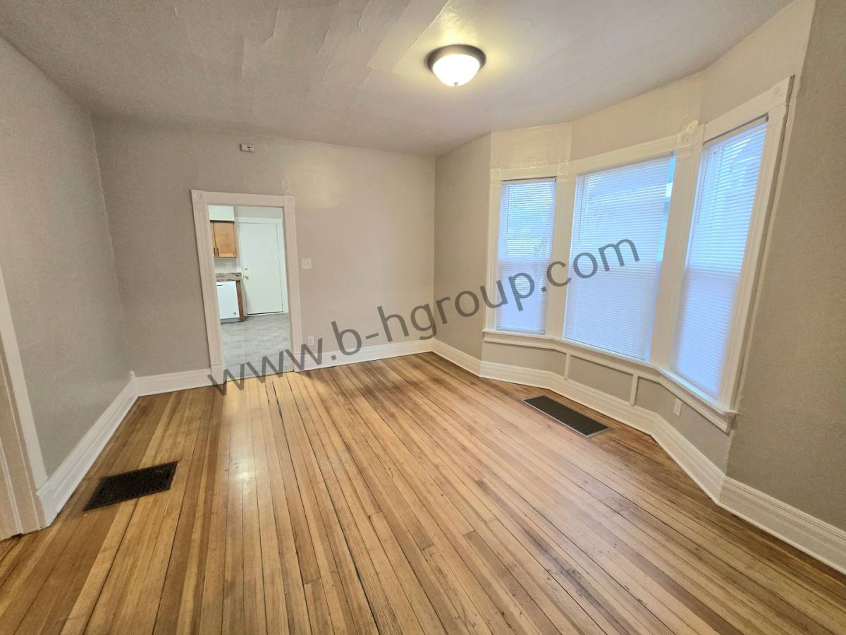 Apartment for rent at 6527 18th Ave, Kenosha, WI 53143
