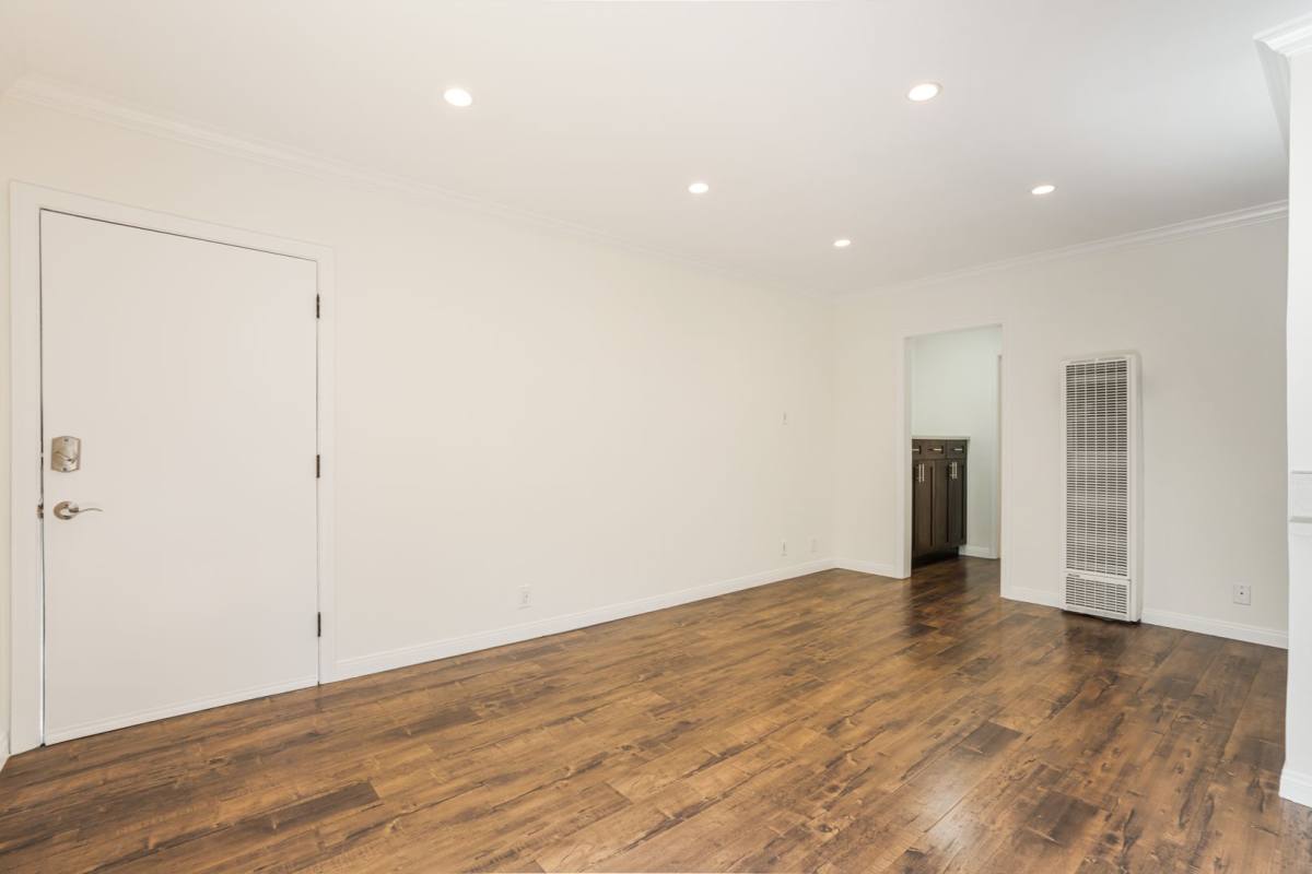 Apartment for rent at 12740 Matteson Ave, Los Angeles, CA 90066