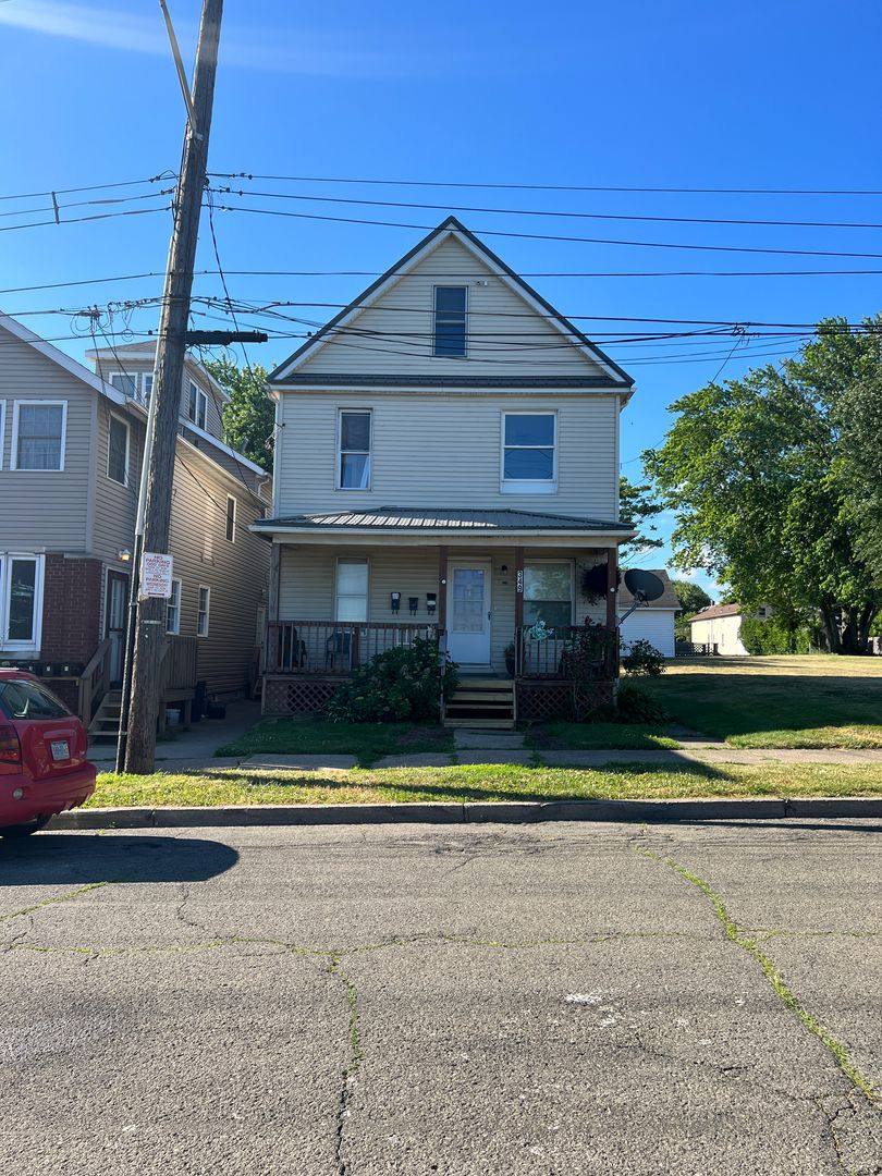 Apartment for rent at 349 E Front St, Erie, PA 16507