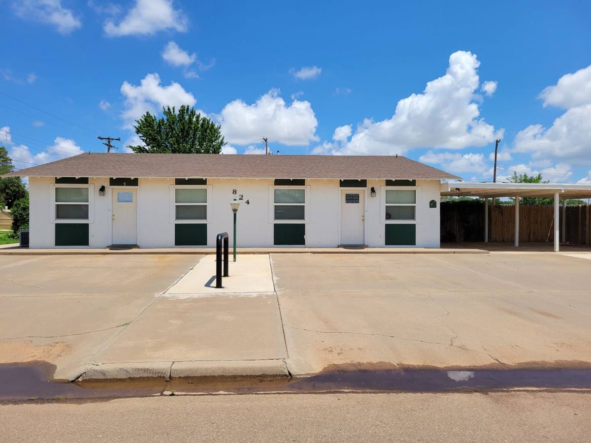 Apartment for rent at 824 Wright St, Clovis, NM 88101