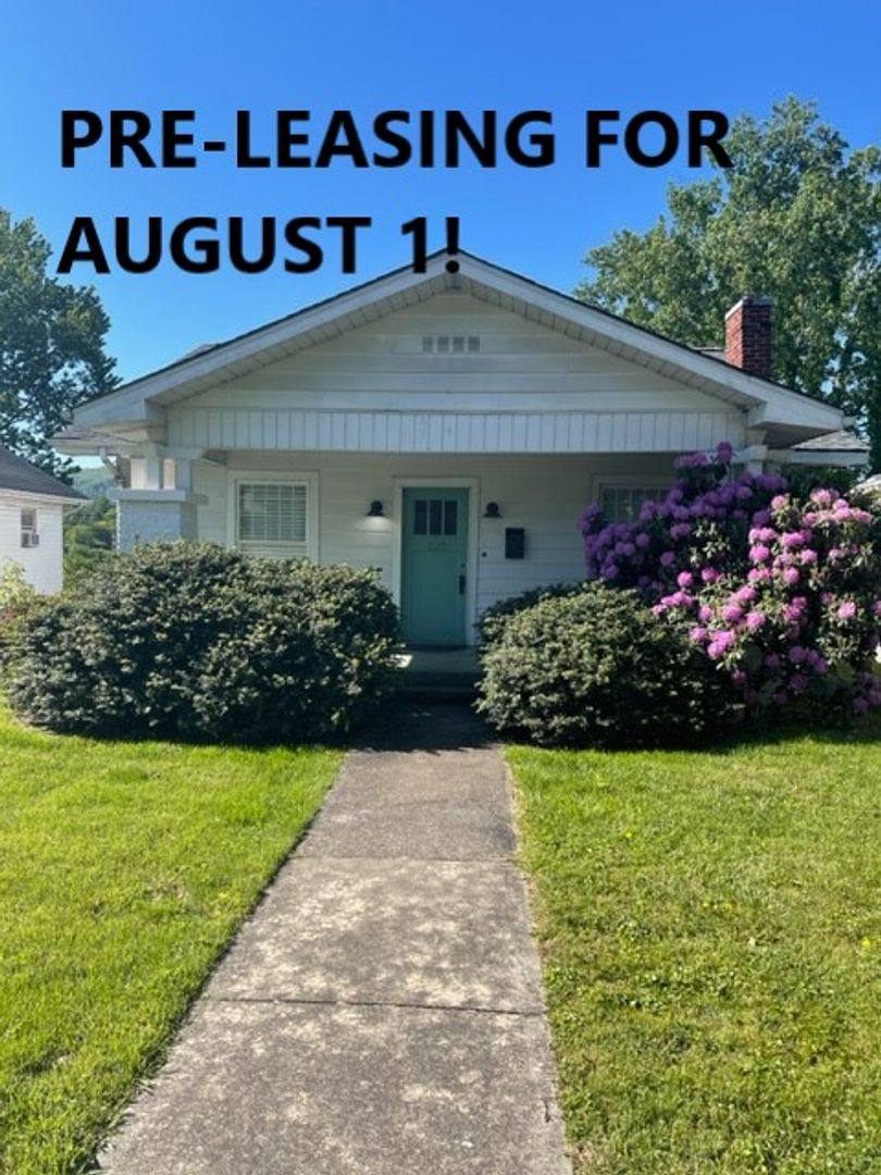 House for rent at 325 Highland Ave, Johnson City, TN 37604