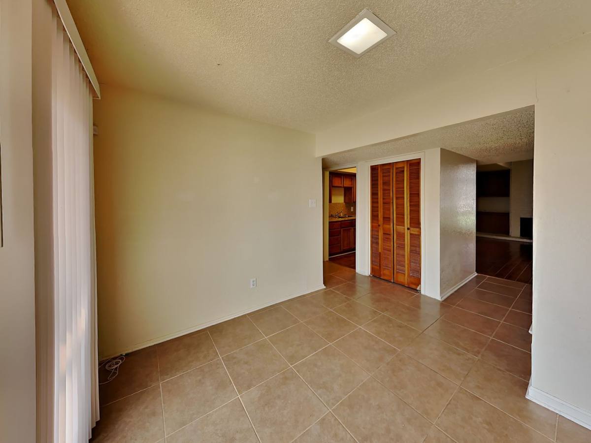 Apartment for rent at 3413 W 5th St, Fort Worth, TX 76107