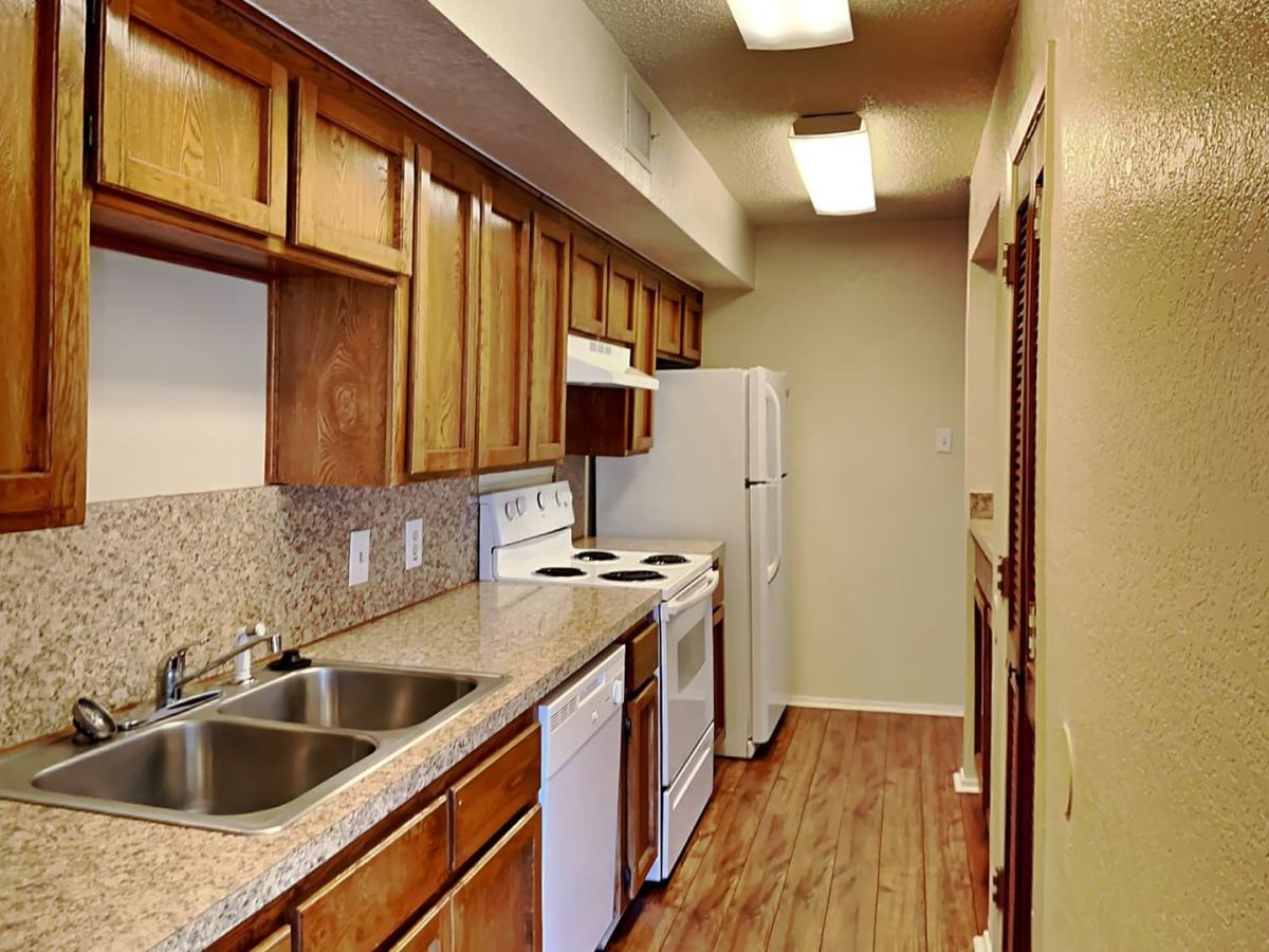Apartment for rent at 3413 W 5th St, Fort Worth, TX 76107