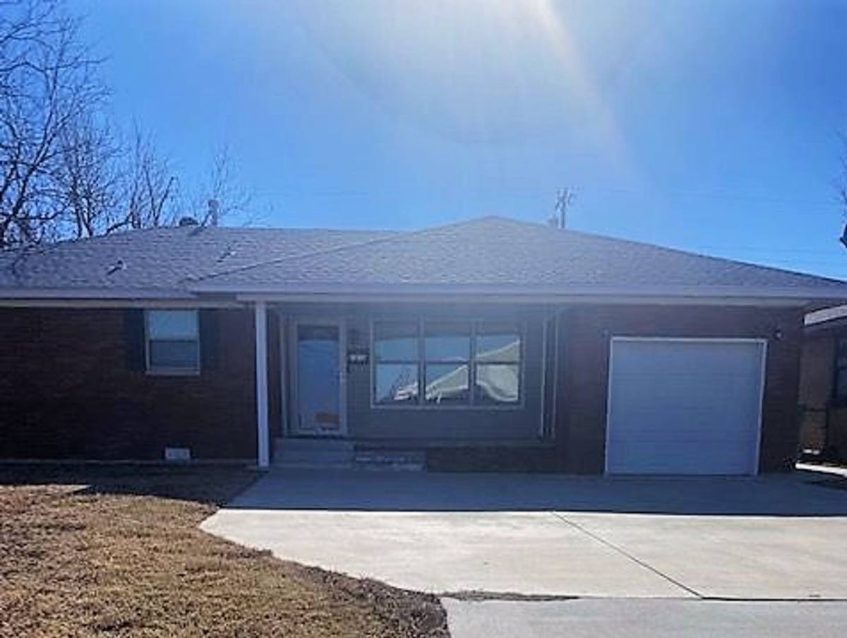 House for rent at 1616 SW 61st St, Oklahoma City, OK 73159
