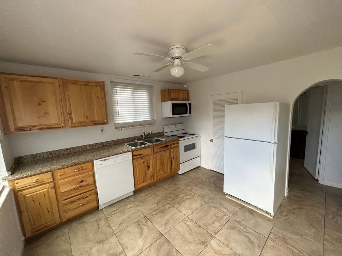 Apartment for rent at 116 S 100 W St, Saint George, UT 84770