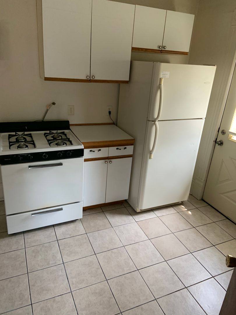 Apartment for rent at 512 6th St S, La Crosse, WI 54601