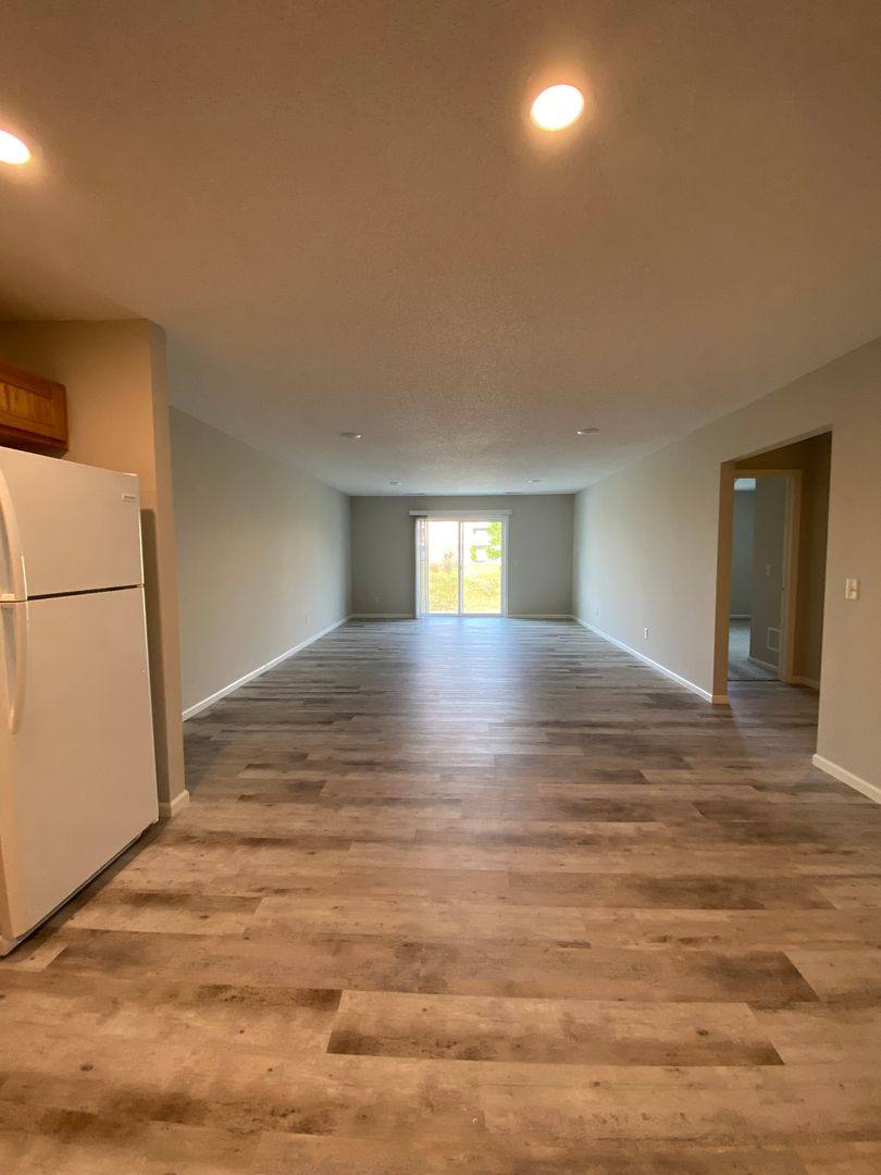 Townhouse for rent at 1539-B Gunston Dr, New Richmond, WI 54017