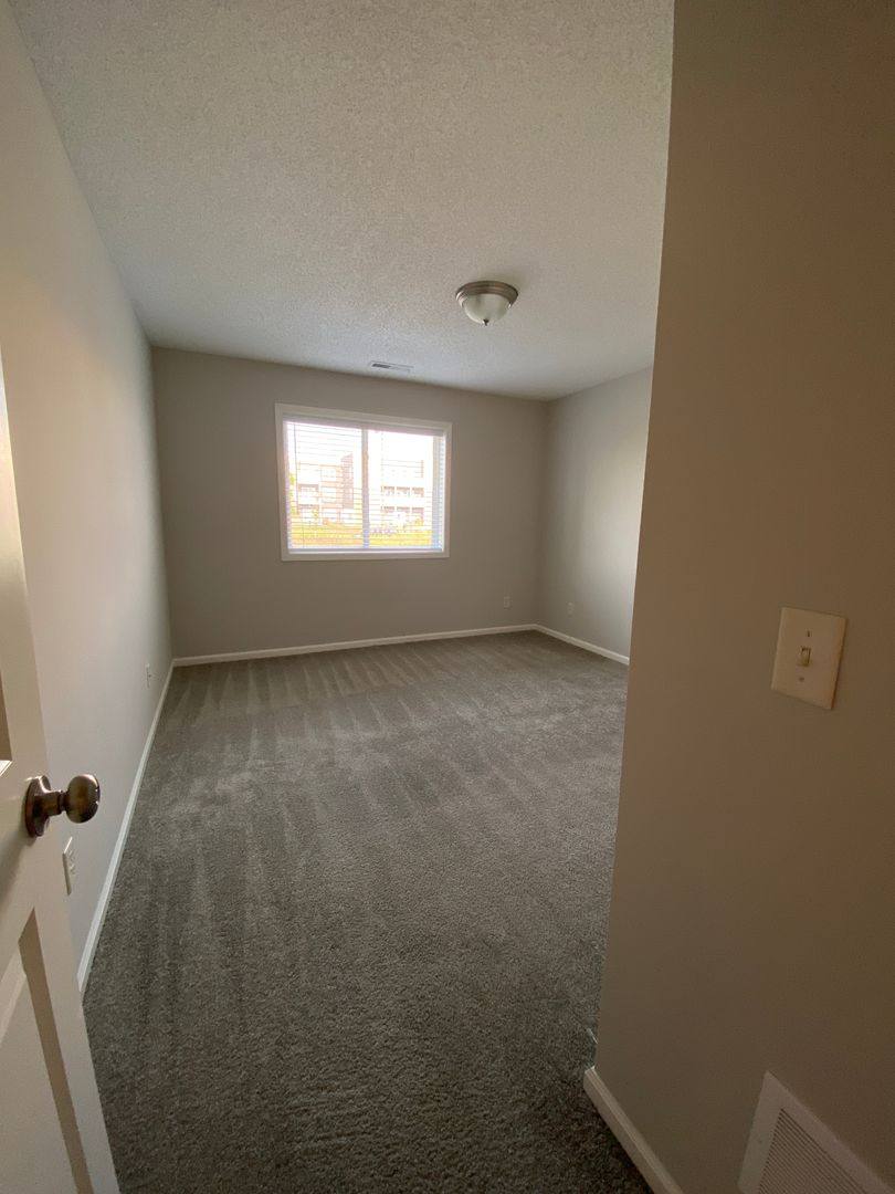 Townhouse for rent at 1539-B Gunston Dr, New Richmond, WI 54017