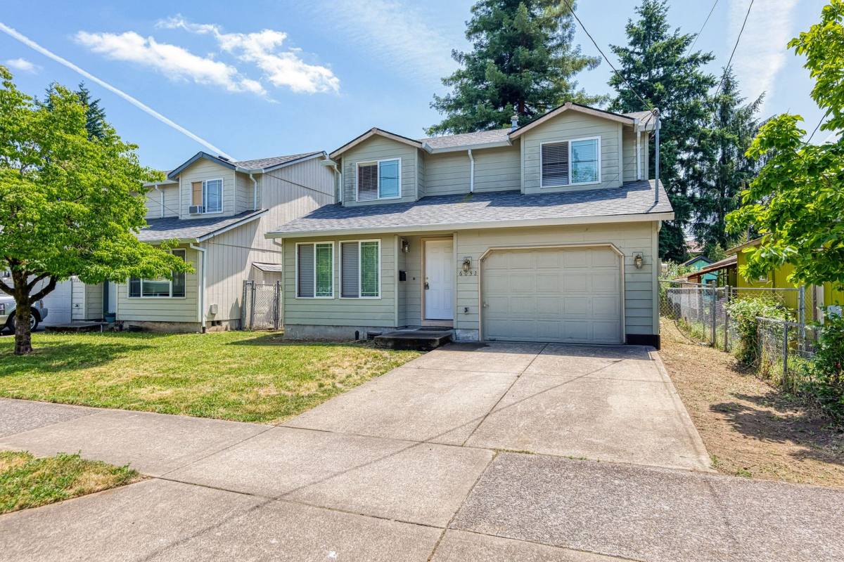 House for rent at 6032 SE Reedway St, Portland, OR 97206