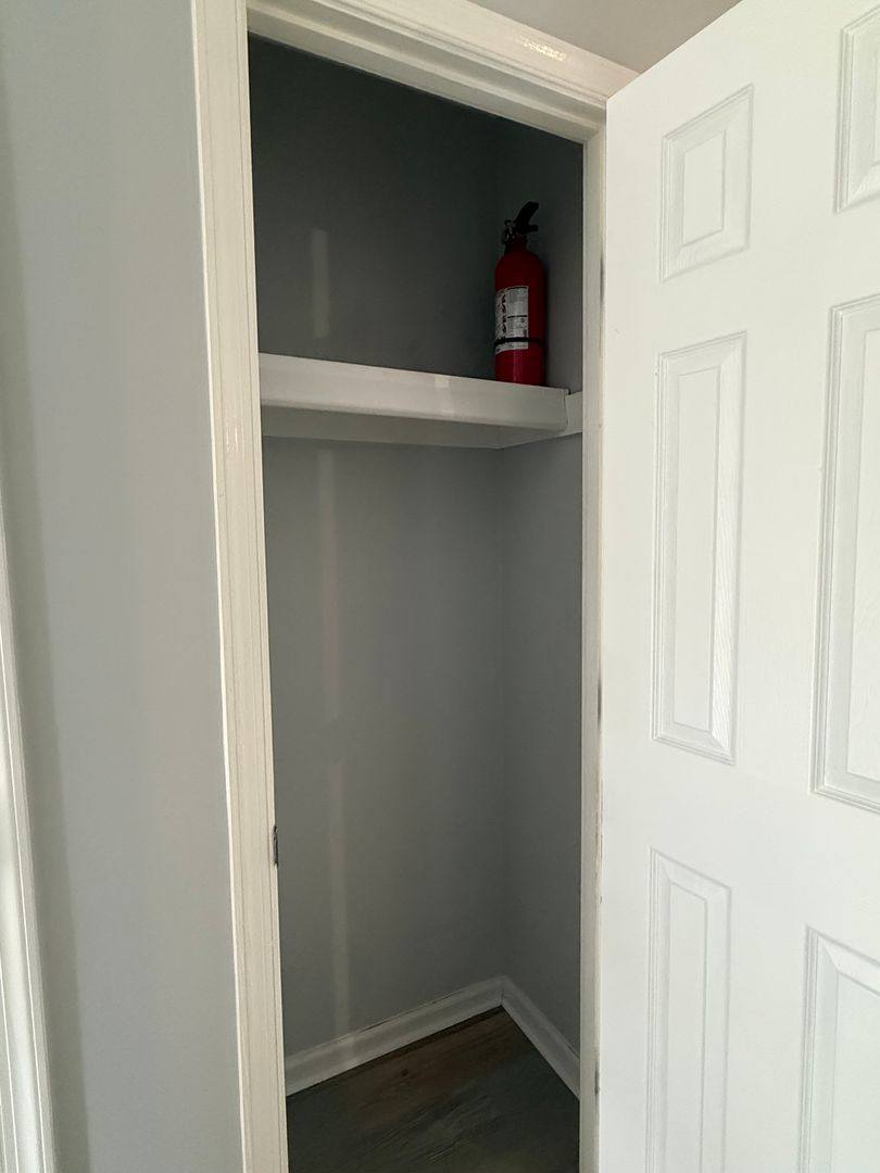Townhouse for rent at 47 Eusden Dr, Aston, PA 19014