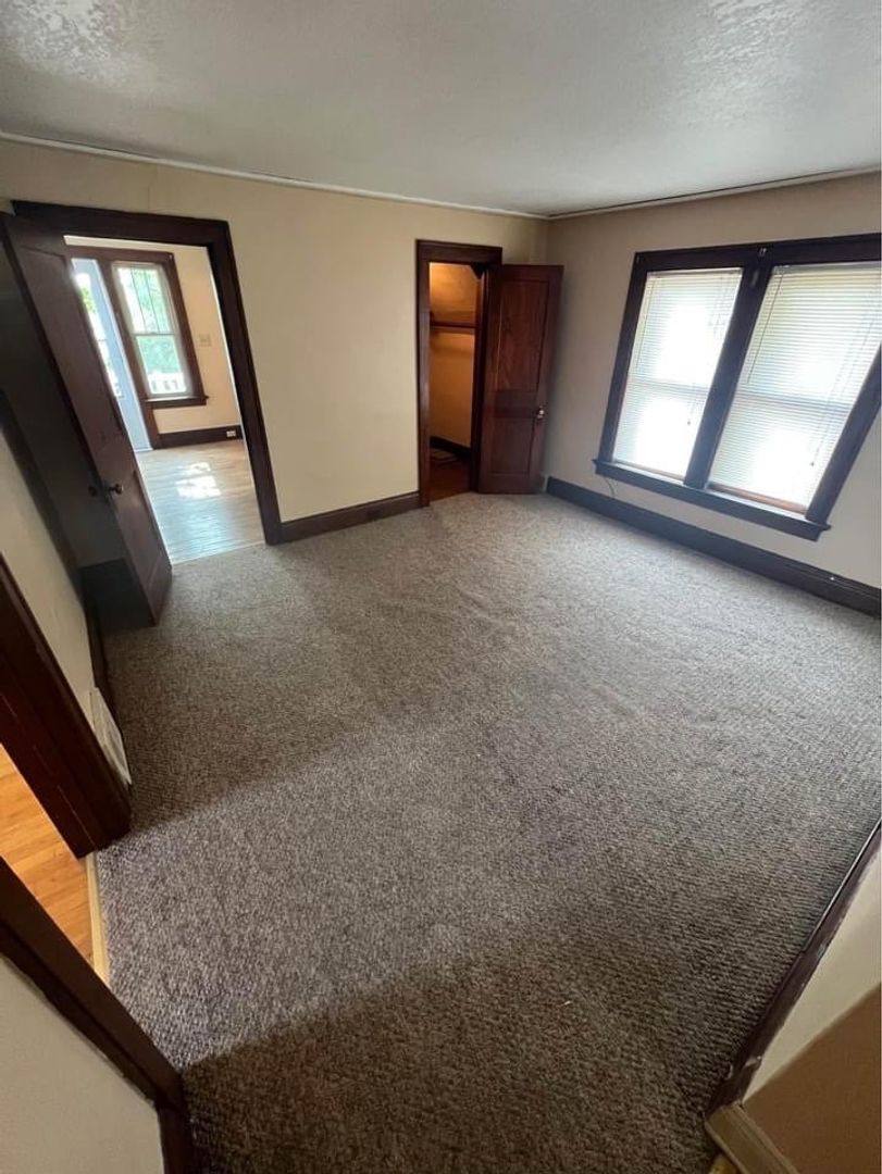 Apartment for rent at 1036 S 4th Ave, Wausau, WI 54401
