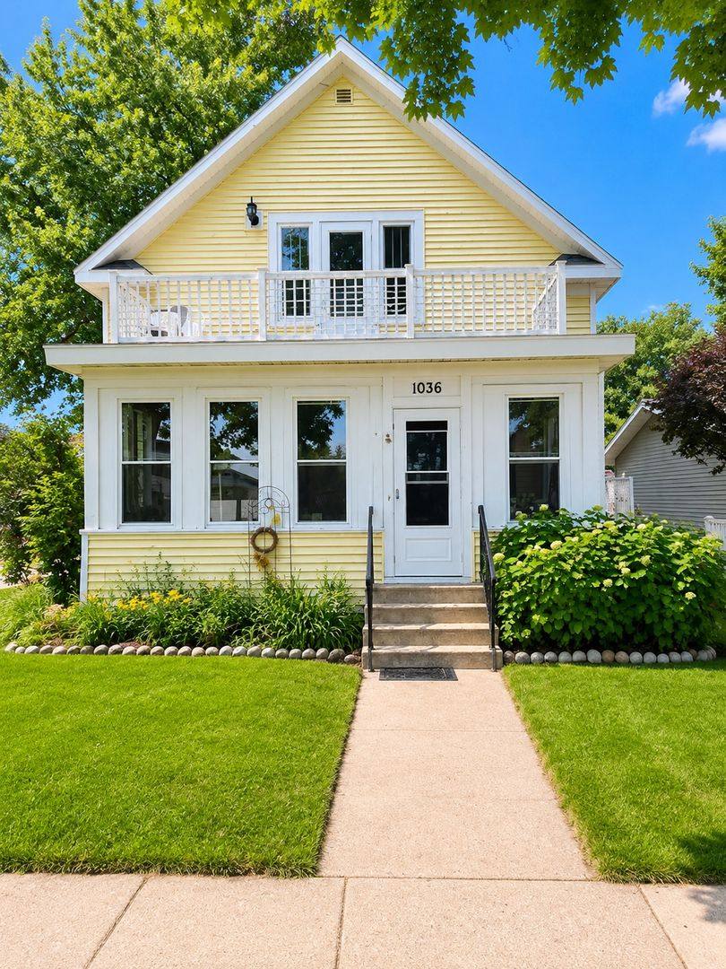 Apartment for rent at 1036 S 4th Ave, Wausau, WI 54401