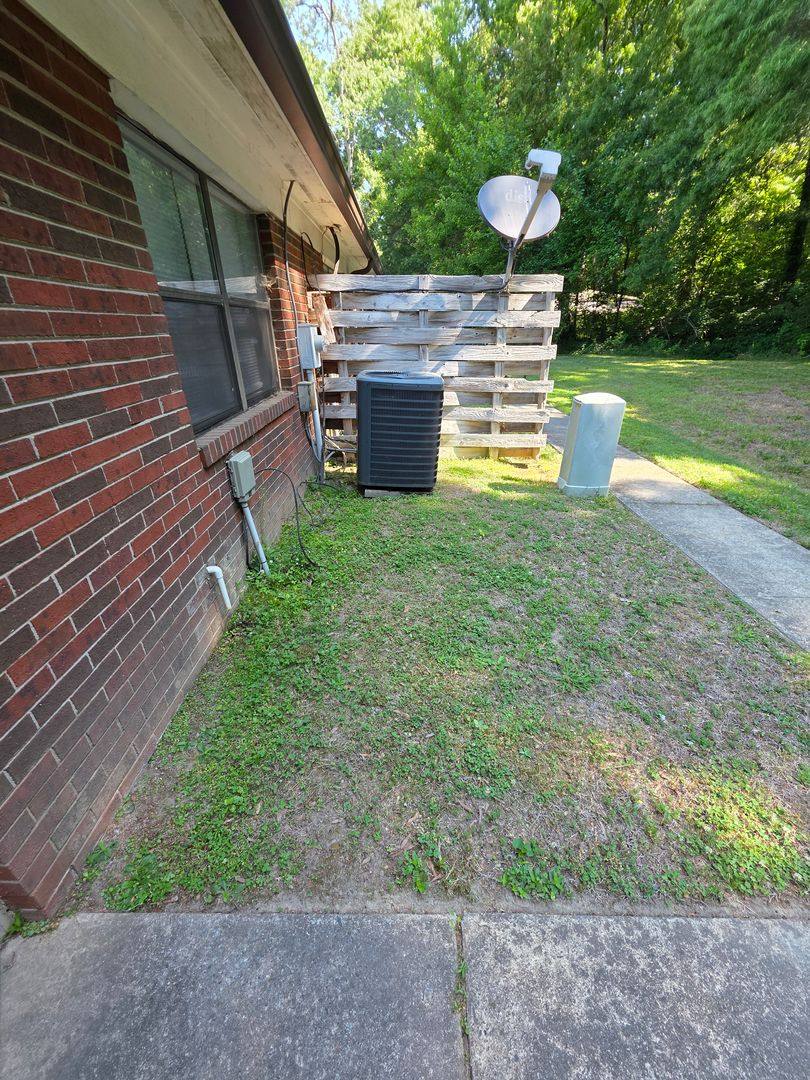 Apartment for rent at 204 Druid St, High Point, NC 27265