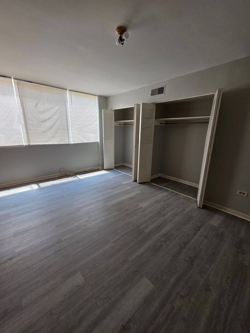 Apartment for rent at 217 N Lindsay St, High Point, NC 27262