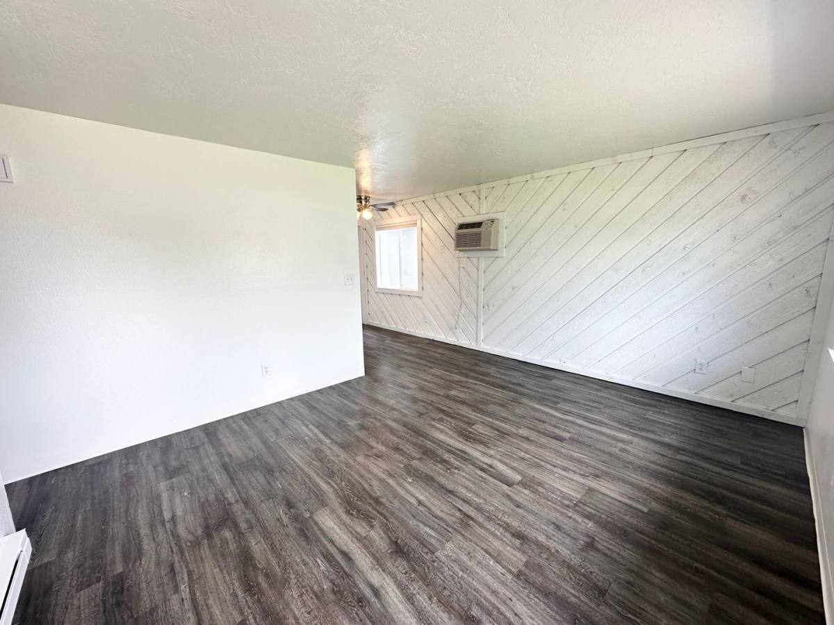 Apartment for rent at 214 Michigan Ave, Caldwell, ID 83605