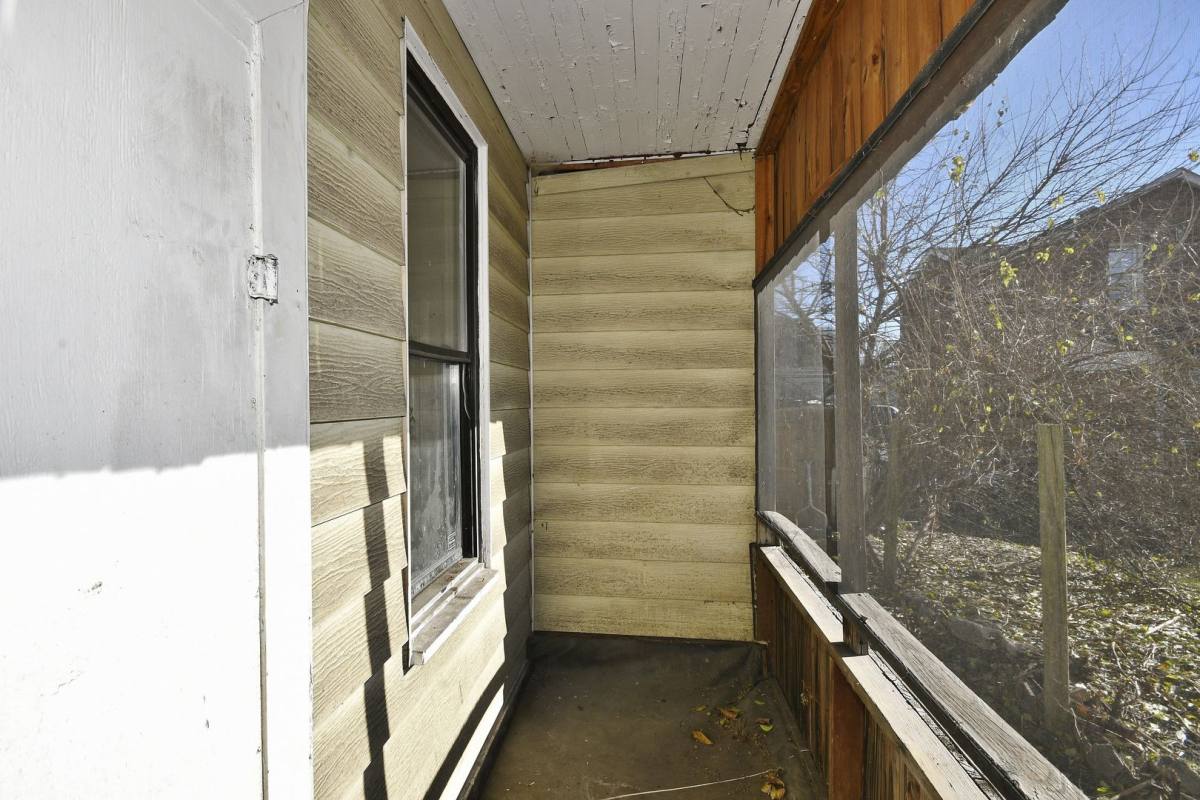 House for rent at 208 Pattison Ave #1, Braddock, PA 15104