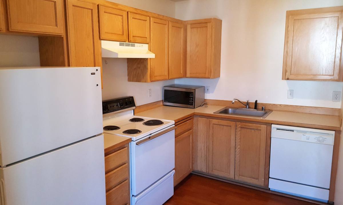 Apartment for rent at 13208 E 31st Court, Spokane, WA 99216