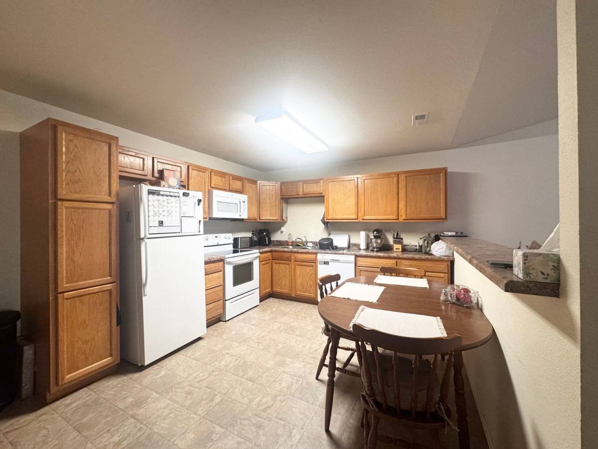Apartment for rent at 20924 Hartsburg Lane, Saint Robert, MO 65584
