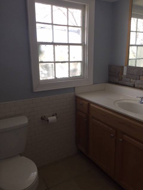 Apartment for rent at 28 Cooper St, Charleston, SC 29403