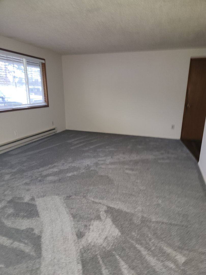 House for rent at 615 8th Ave, Sweet Home, OR 97386