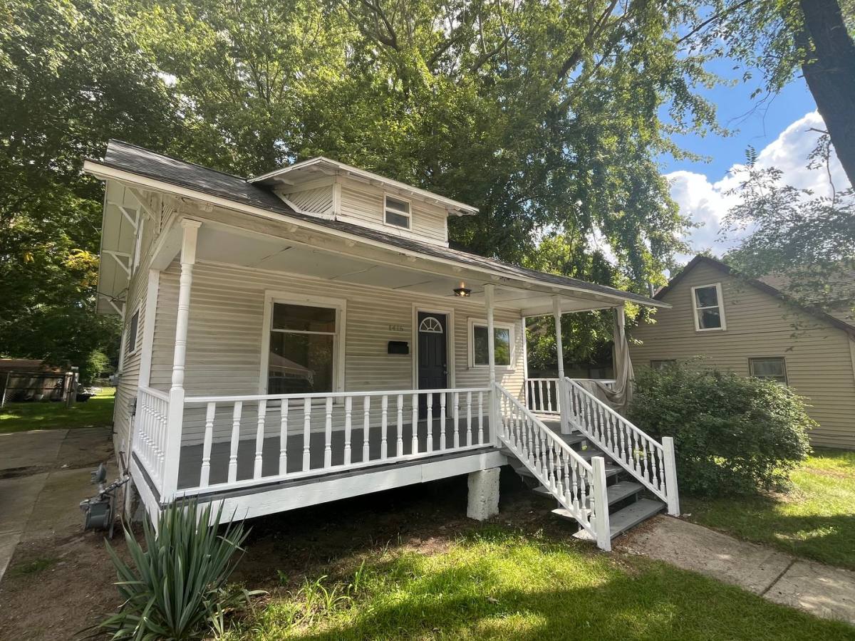House for rent at 1415 N 5th St, Niles, MI 49120