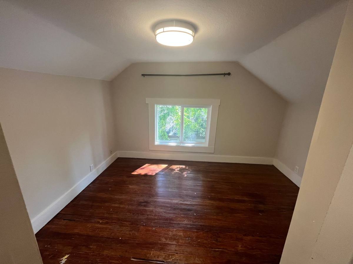 House for rent at 1415 N 5th St, Niles, MI 49120