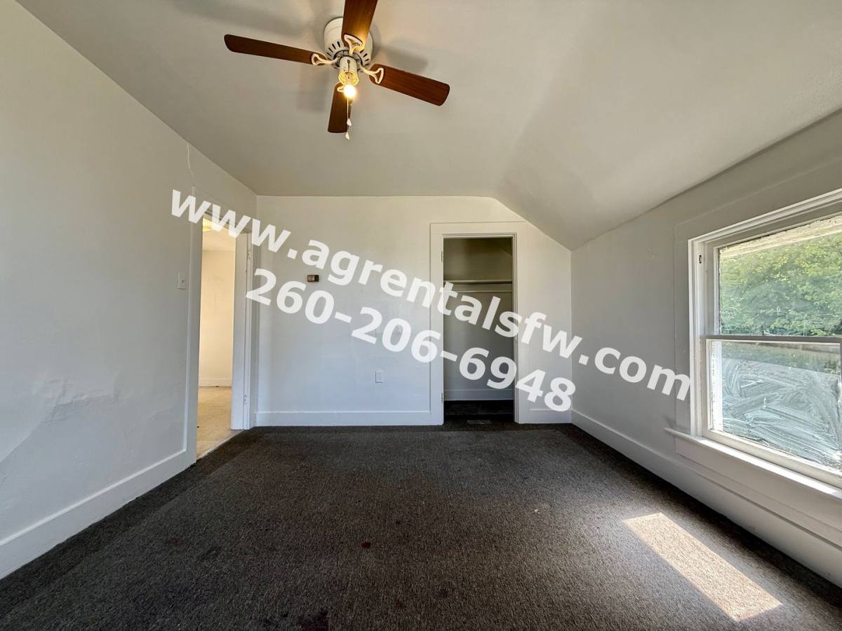 Apartment for rent at 412 Nussbaum Ave, Fort Wayne, IN 46805